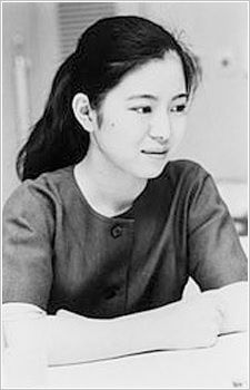 Сугиура Хинако