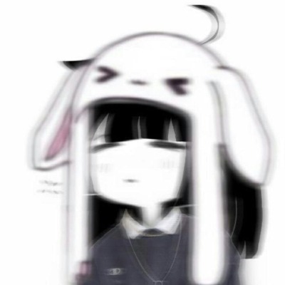 何か