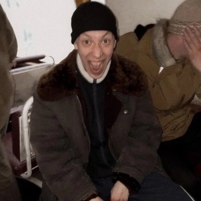 палец Сон Джуна