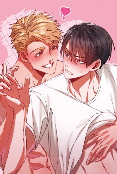 Транс жұдырықтар оның мүшесін сорады